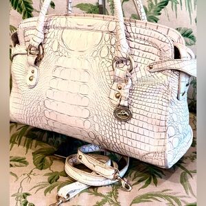 🎷Rare Brahmin Regency Satchel Handbag /Crossbody in Fossil🎷